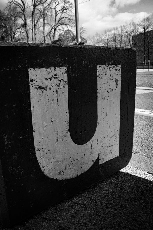 Lettre U