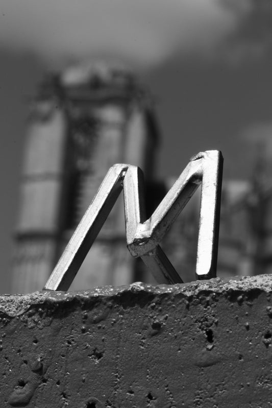 Lettre M